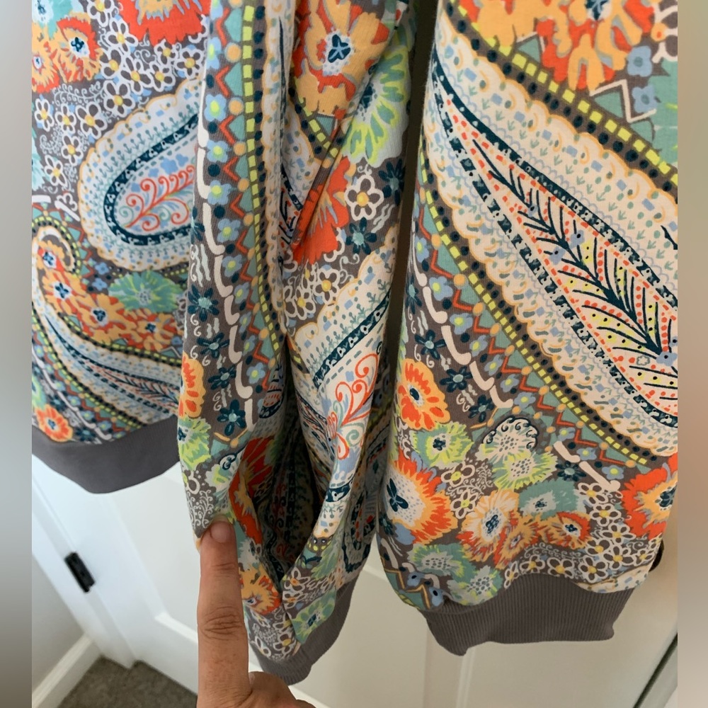 Vera Bradley Citrus paisley French terrypullover - Picture 4 of 5